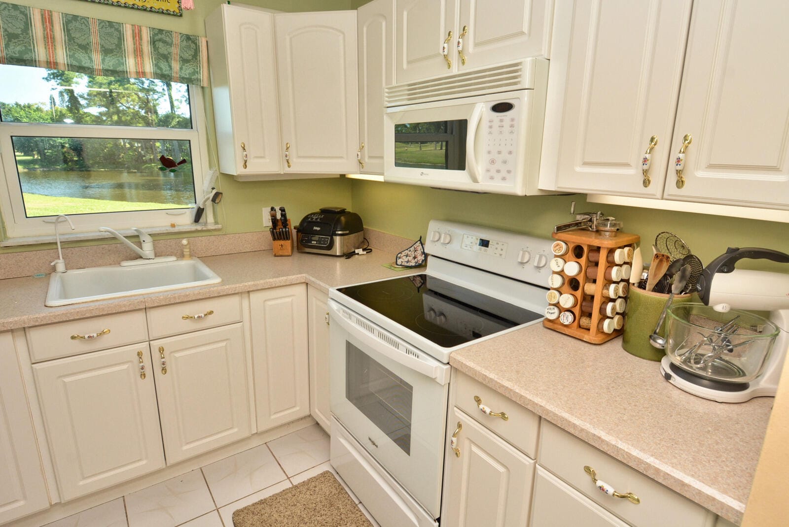 1225 NW 21st Street 1701 — photo 11