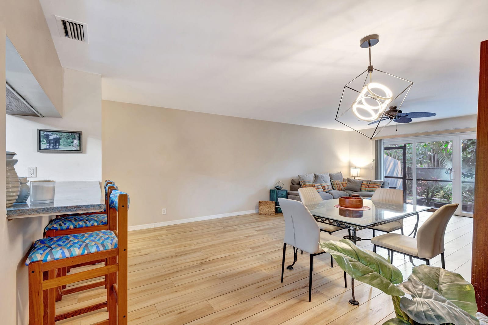 3110 Surf Way 4 — photo 12