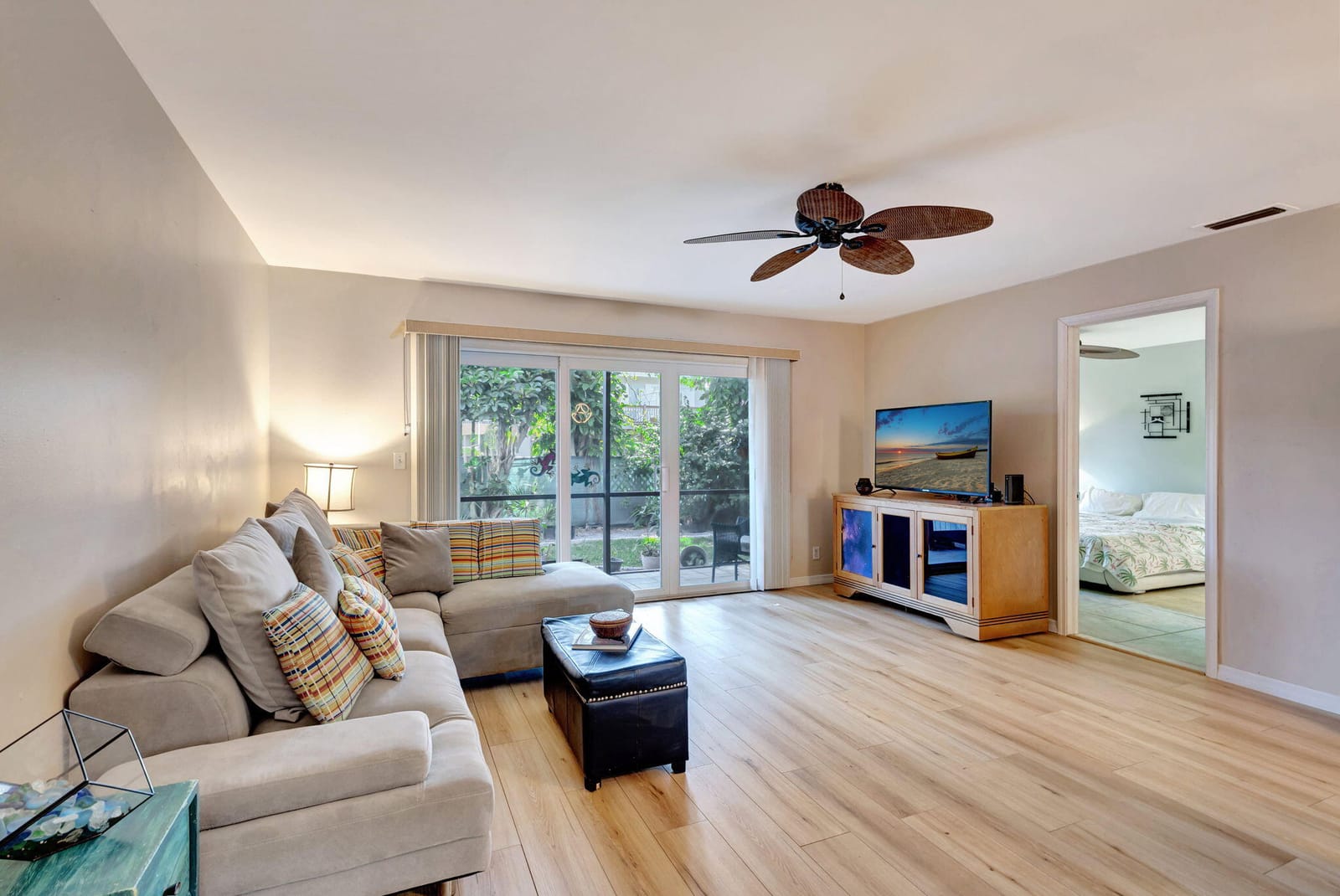 3110 Surf Way 4 — photo 3