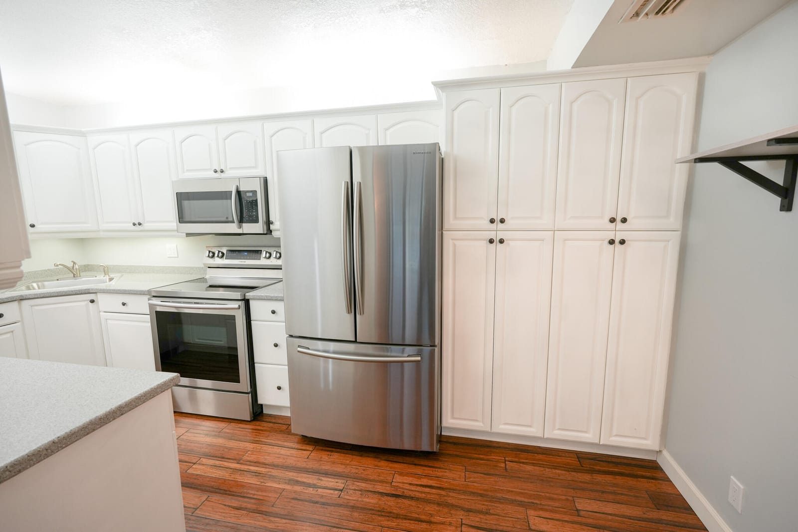 1006 Green Pine Boulevard D1, West Palm Beach, FL 33409