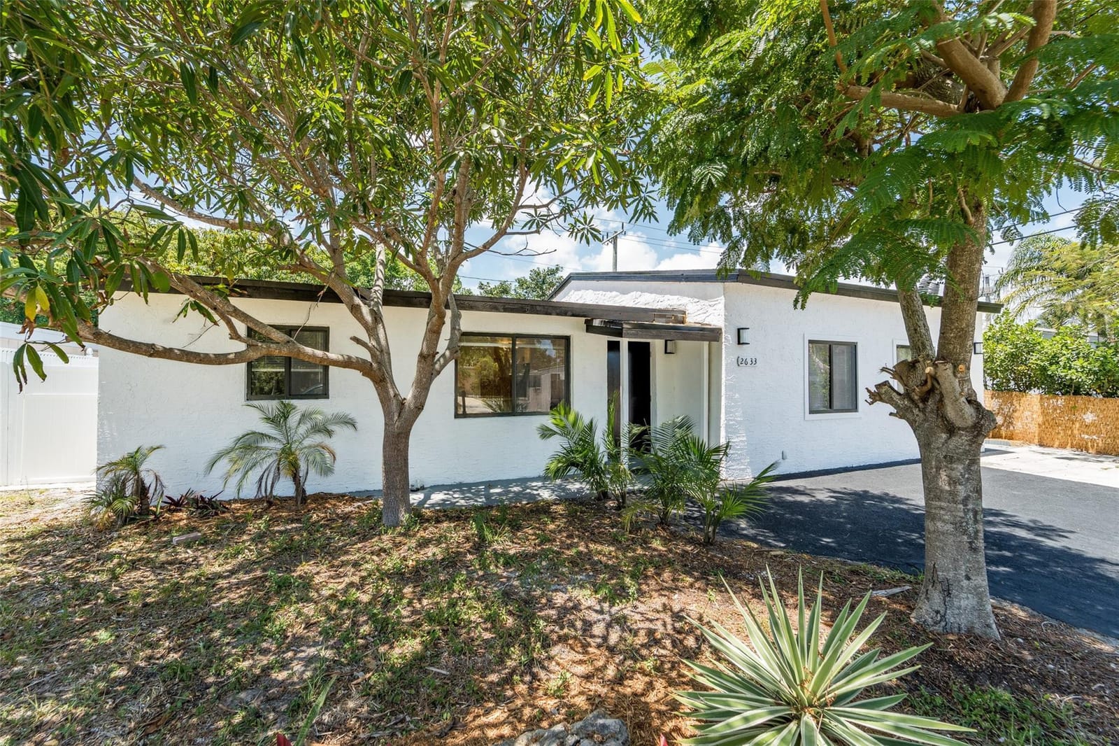 2633 NE 13th Avenue, Pompano Beach, FL 33064