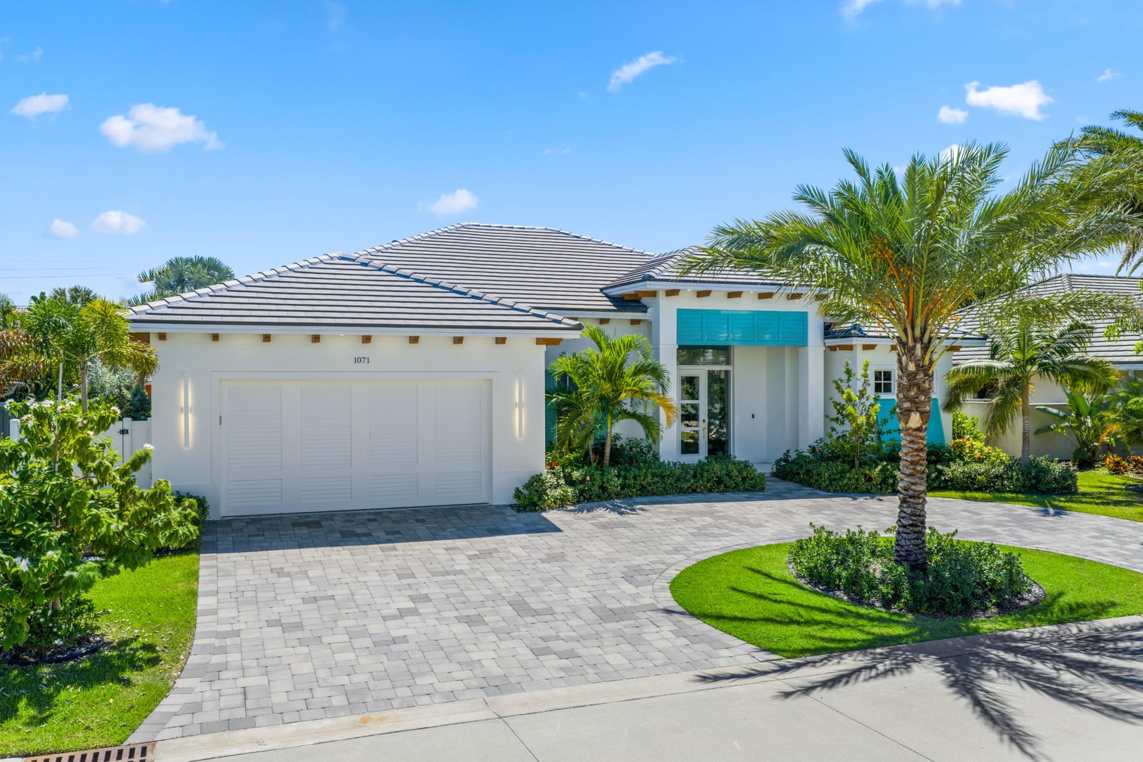 1071 Powell Drive — photo 3