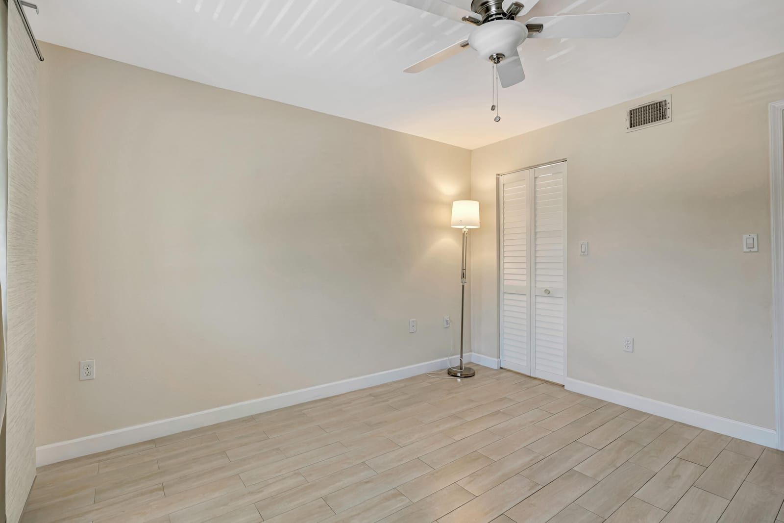 19203 Glenmoor Drive, West Palm Beach, FL 33409 photo 24