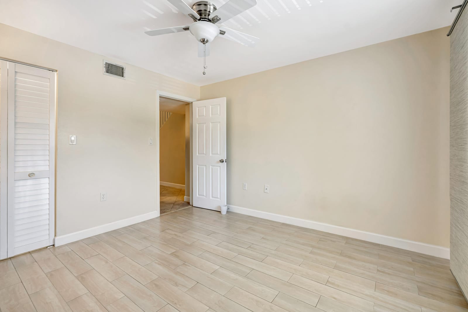 19203 Glenmoor Drive, West Palm Beach, FL 33409 photo 25