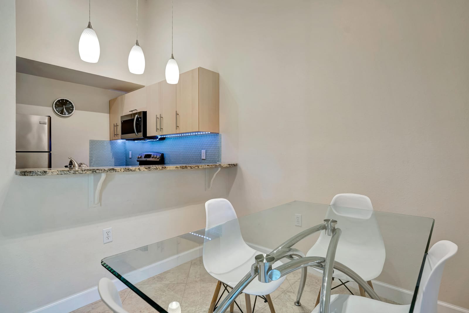 19203 Glenmoor Drive — photo 5