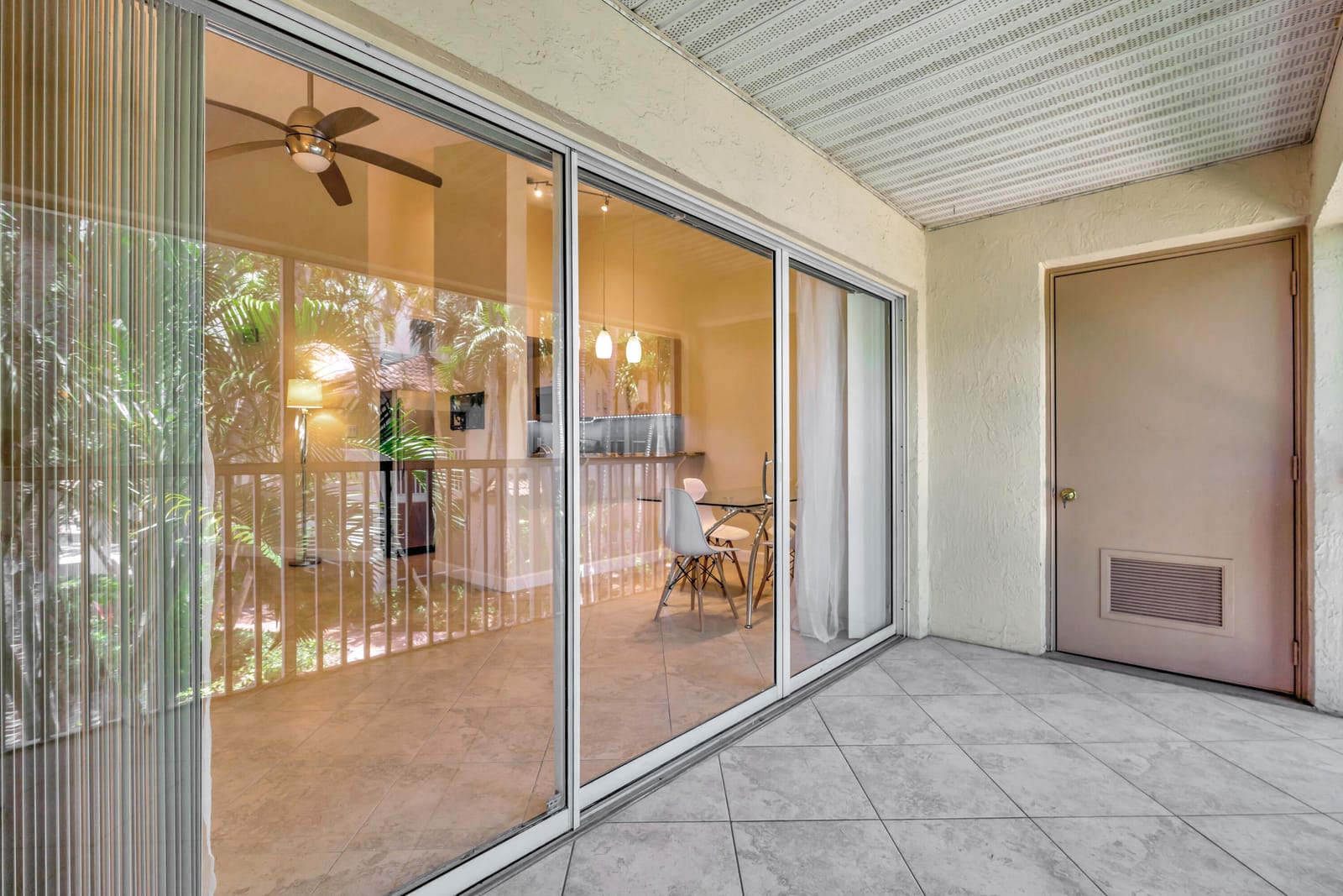 19203 Glenmoor Drive — photo 9