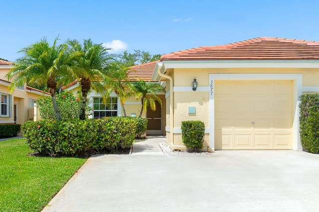 3877 SW Whispering Sound Drive, Palm City, FL 34990