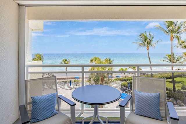 500 SE 21st Avenue 406, sold in Cove Beach Club, Deerfield Beach, FL