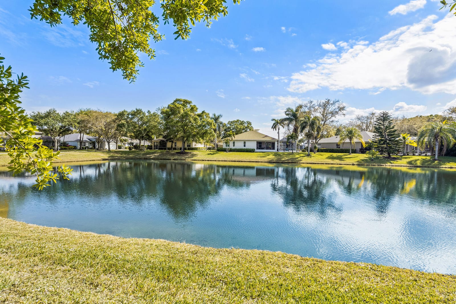 3811 Kitty Hawk Lane SW — photo 2