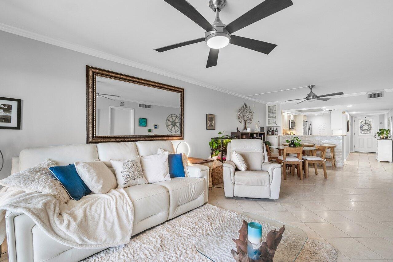 20 NE Plantation Road 203 — photo 12