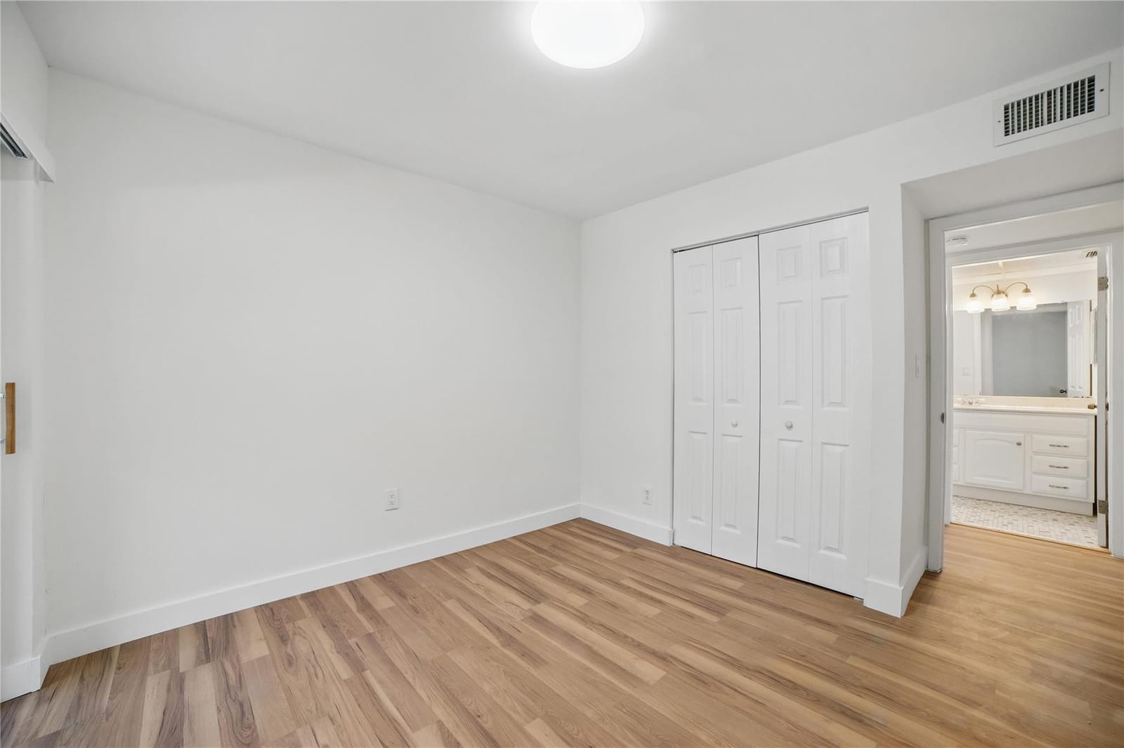 7114 Ashmont Circle 104 — photo 12