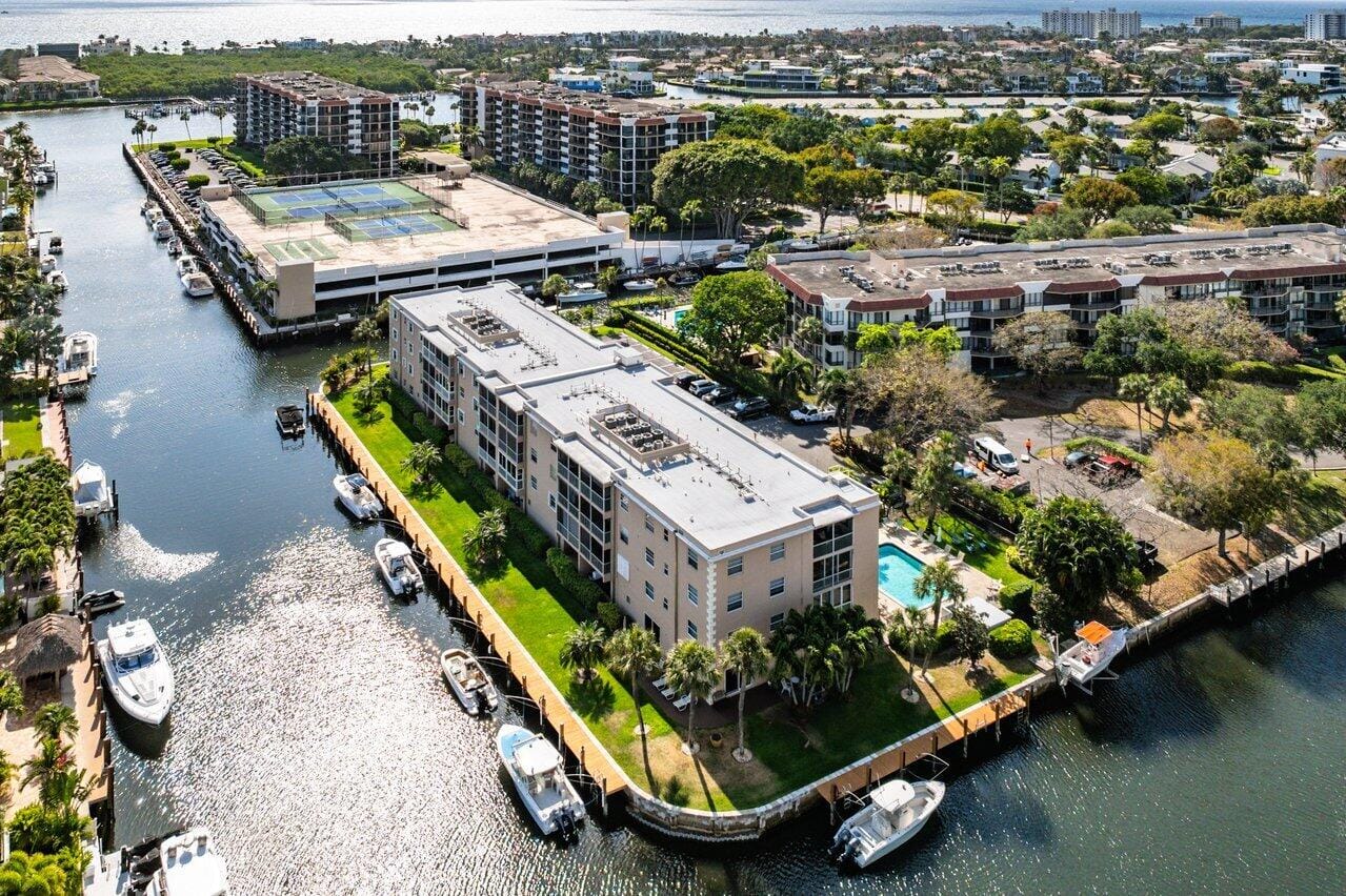 777 Jeffery Street 303, Boca Raton, FL 33487 photo 21