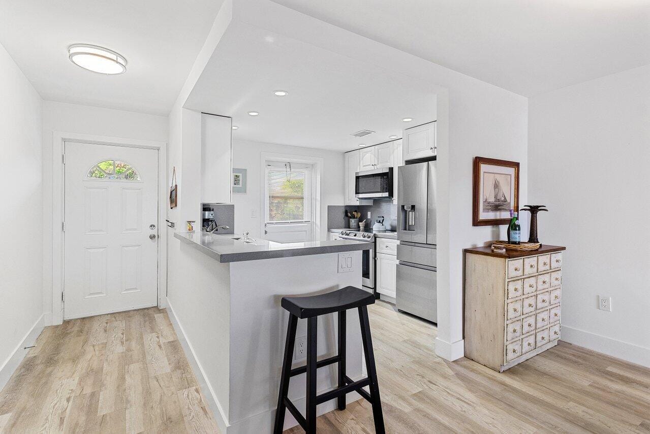 777 Jeffery Street 303 — photo 4