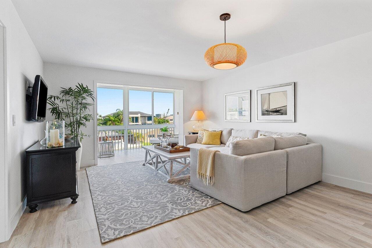 777 Jeffery Street 303 — photo 9