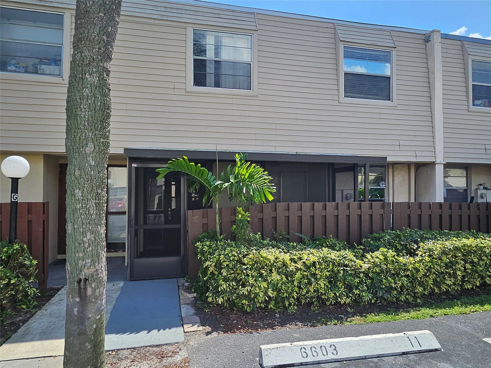 6603 Winfield Boulevard B-11, Margate, FL 33063