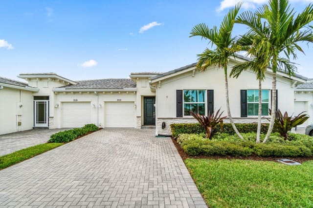 7113 Peters Lane, Delray Beach, FL 33446