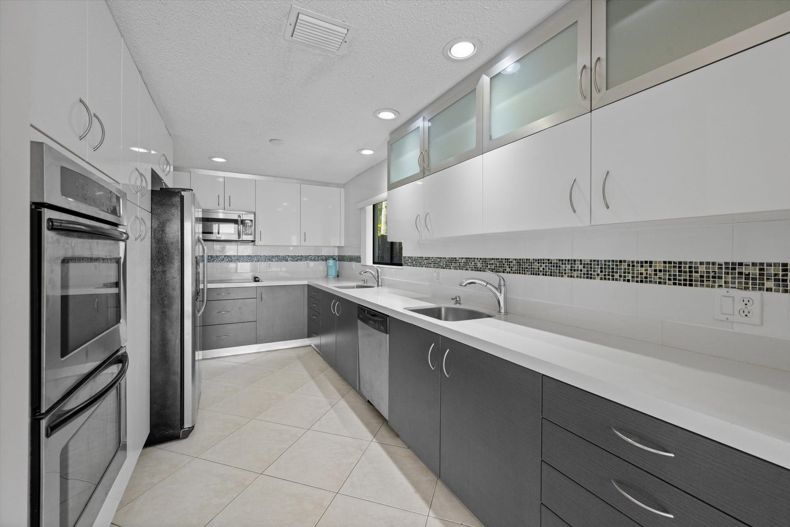 22304 Guadeloupe Street, Boca Raton, FL 33433 photo 12