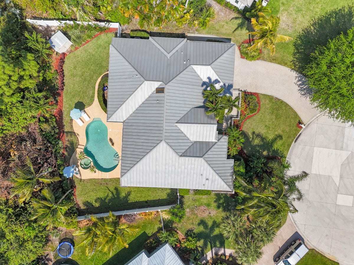 7831 SE Windjammer Way — photo 3