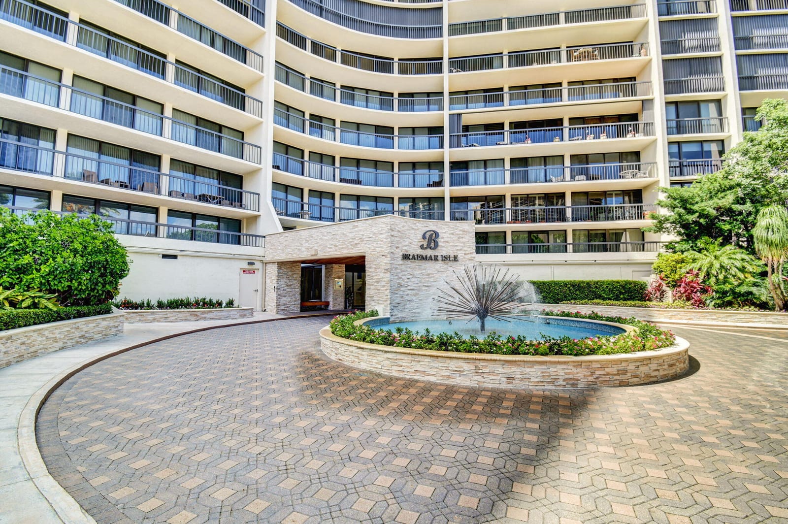 4740 S Ocean Boulevard 404 — photo 2