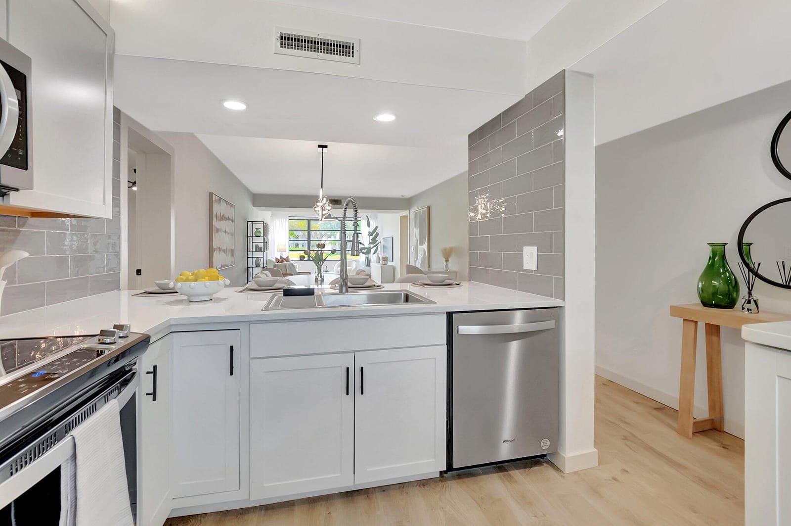 6049 Balboa Circle 106, Boca Raton, FL 33433 photo 8