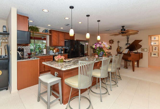 9872 SE Little Club Way S — photo 10
