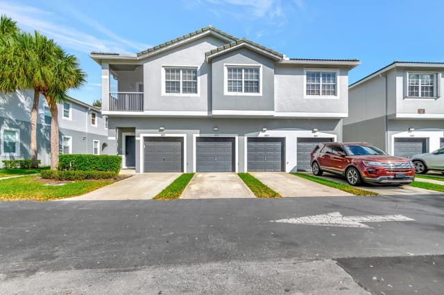 3070 Grandiflora Drive, Greenacres, FL 33467