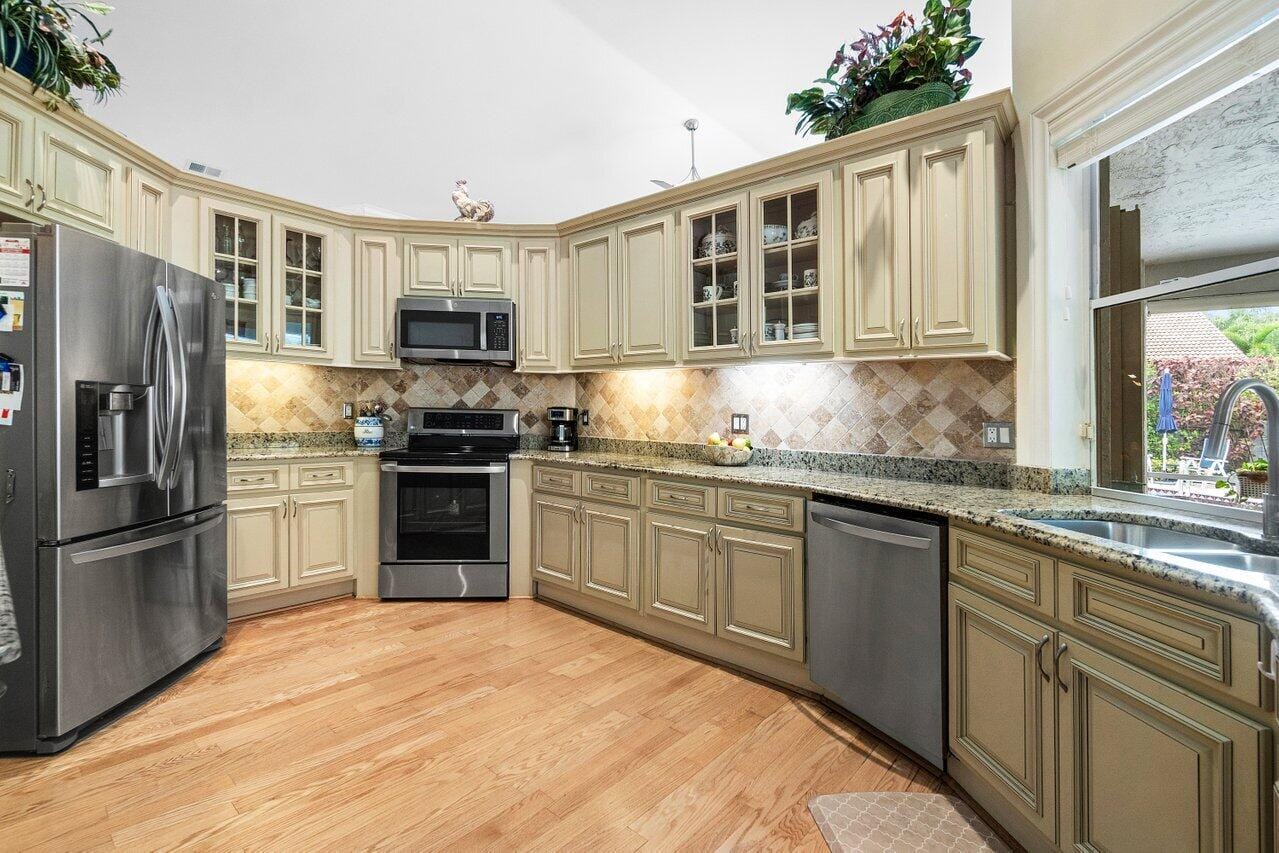 8271 Bob O Link Drive, West Palm Beach, FL 33412 photo 6