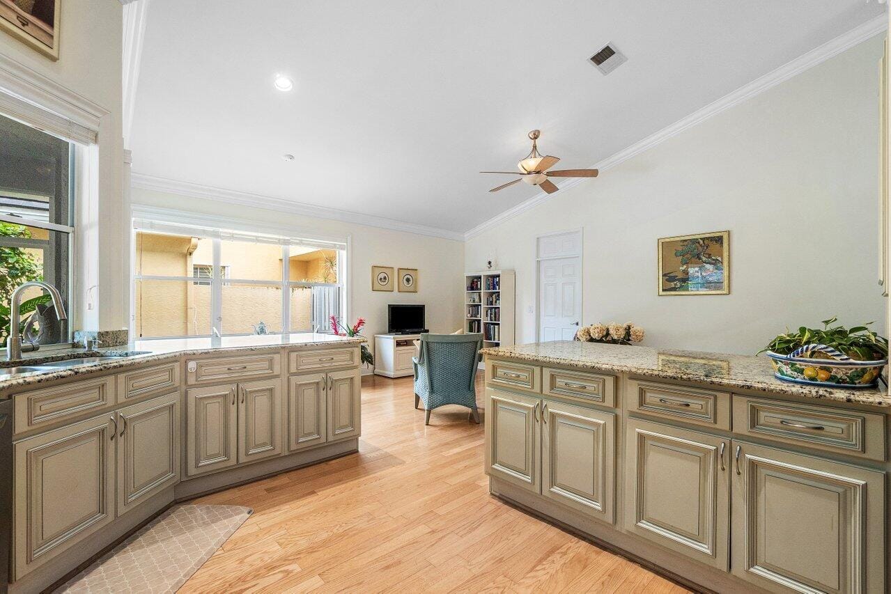 8271 Bob O Link Drive, West Palm Beach, FL 33412 photo 9