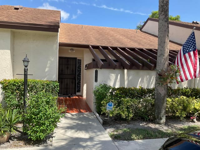 3898 Vine Tree Trail B, sold in Villas Of Willow Bend, Lake Worth, FL