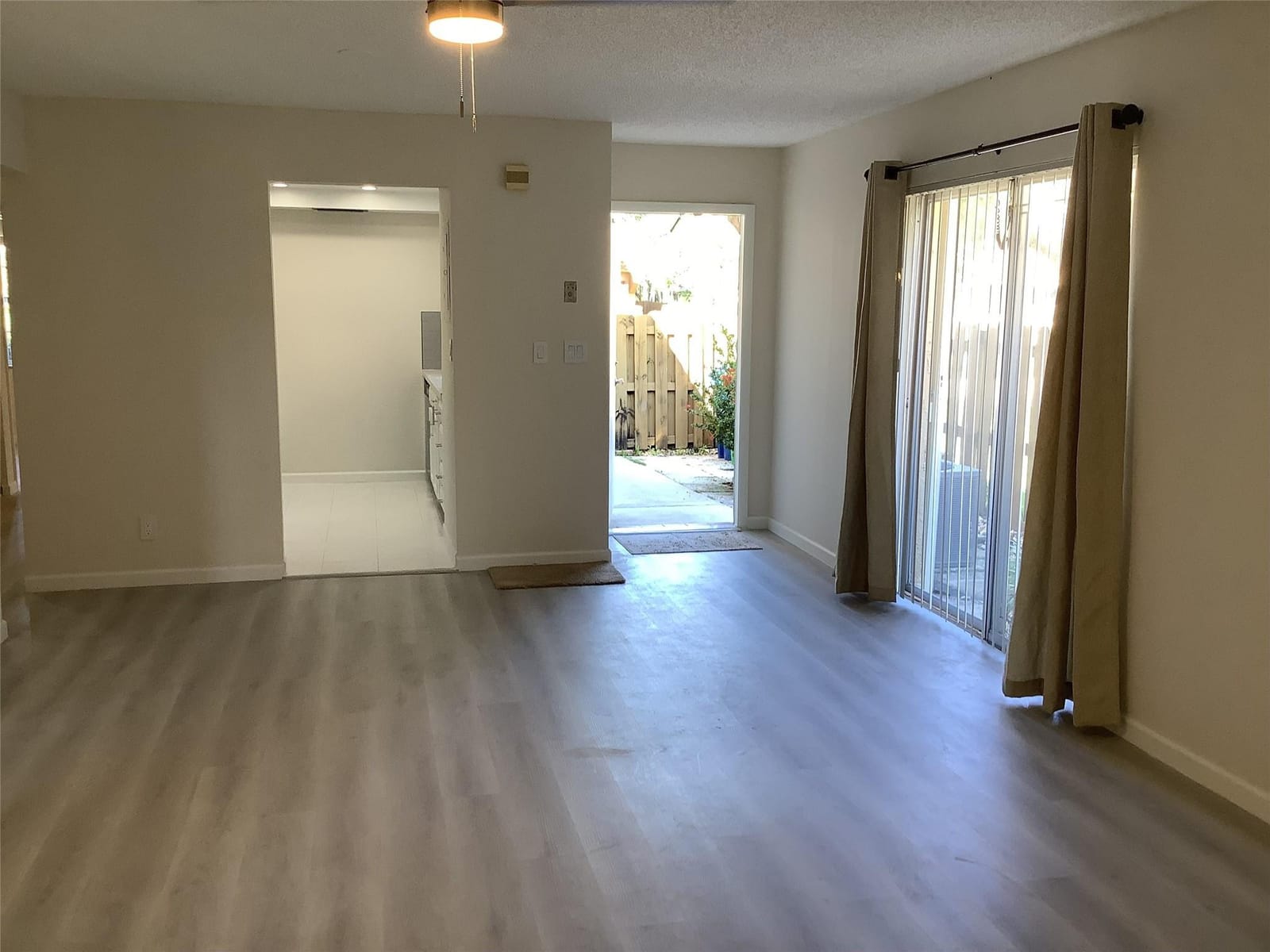 3581 NW 95th Terrace 601 — photo 9