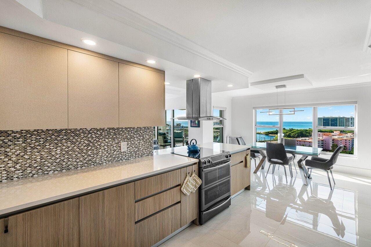 875 E Camino Real 15d, Boca Raton, FL 33432 photo 14