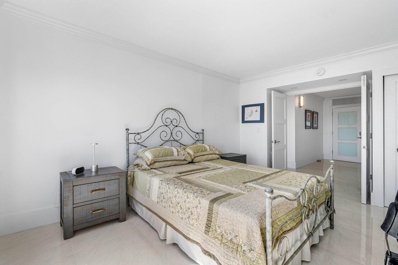 875 E Camino Real 15d, Boca Raton, FL 33432 photo 18