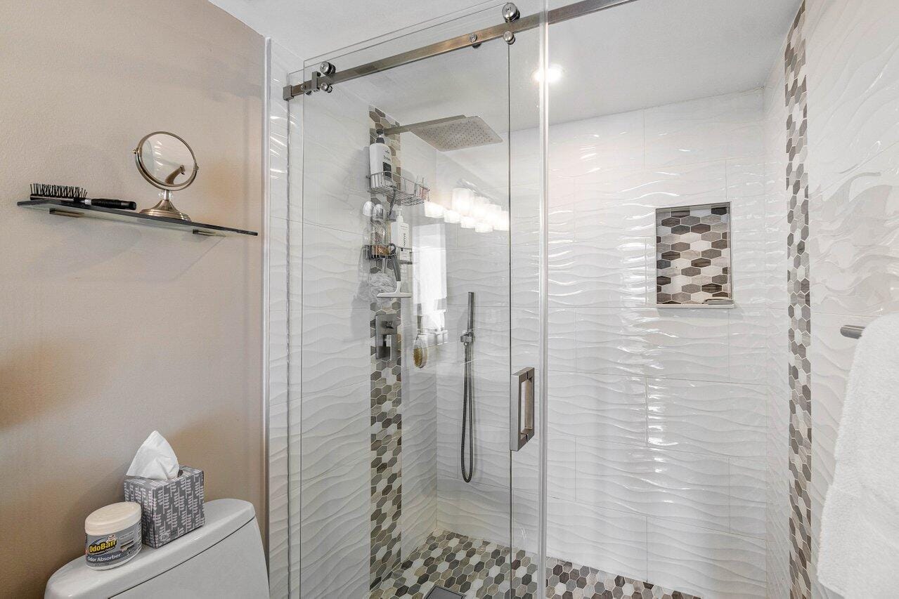 875 E Camino Real 15d, Boca Raton, FL 33432 photo 27