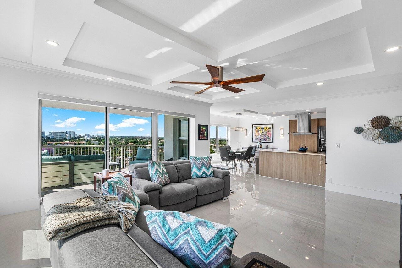 875 E Camino Real 15d, Boca Raton, FL 33432 photo 5