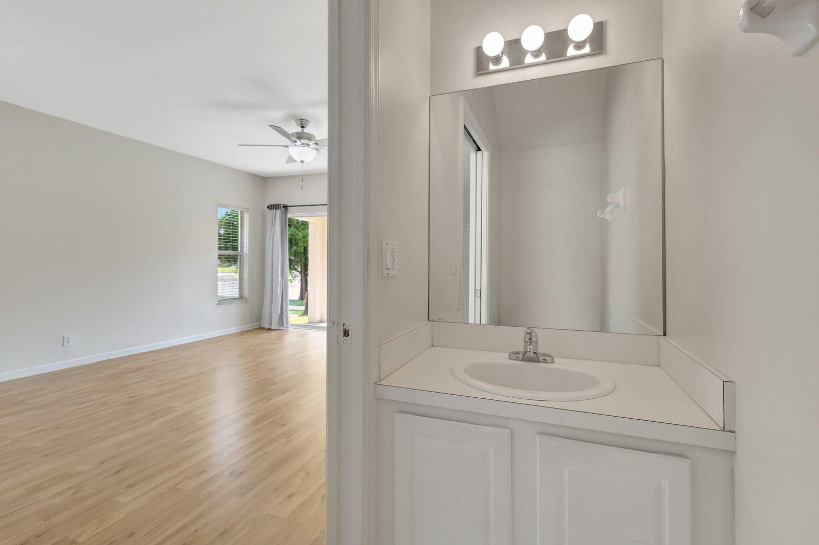 4858 Palmbrooke Circle, West Palm Beach, FL 33417 photo 14