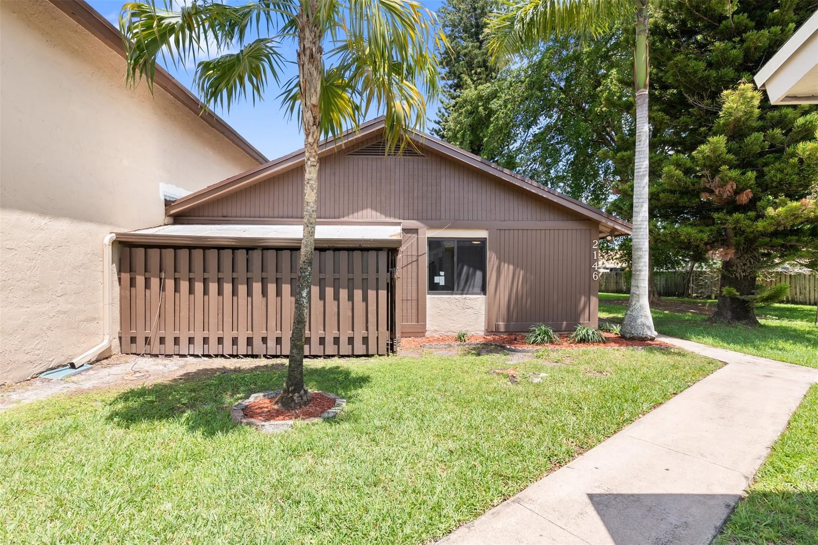 2146 Nova Village Drive 2146, Davie, FL 33317