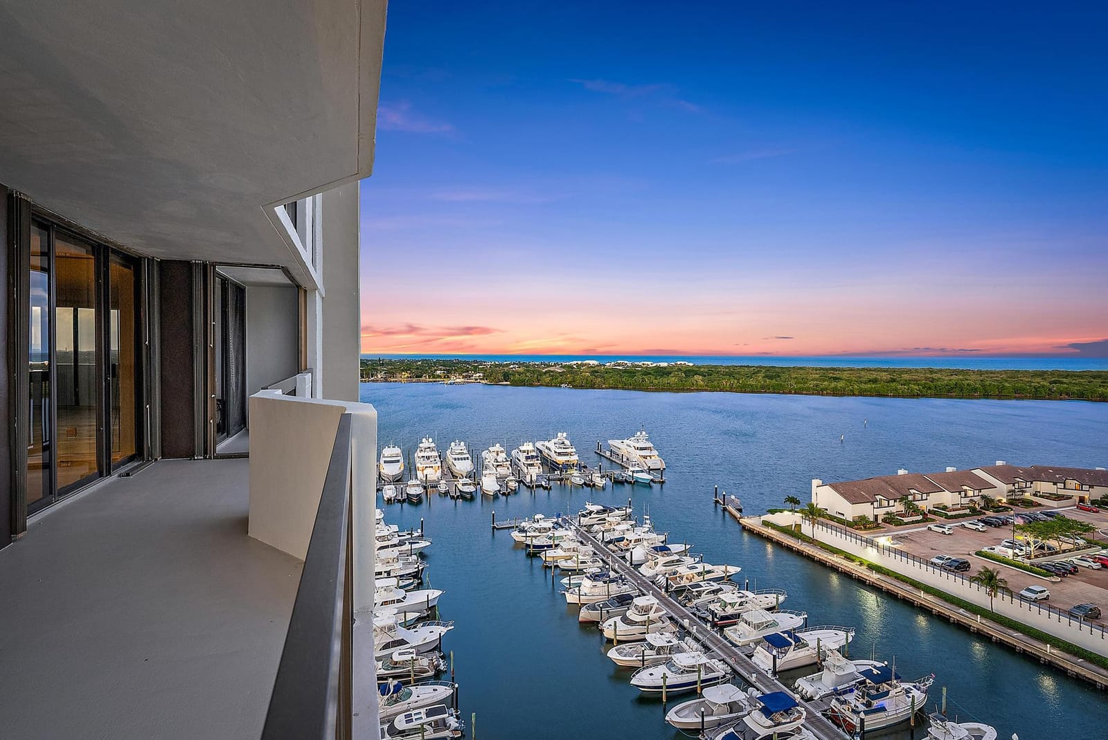 108 Lakeshore Drive 1641, North Palm Beach, FL 33408