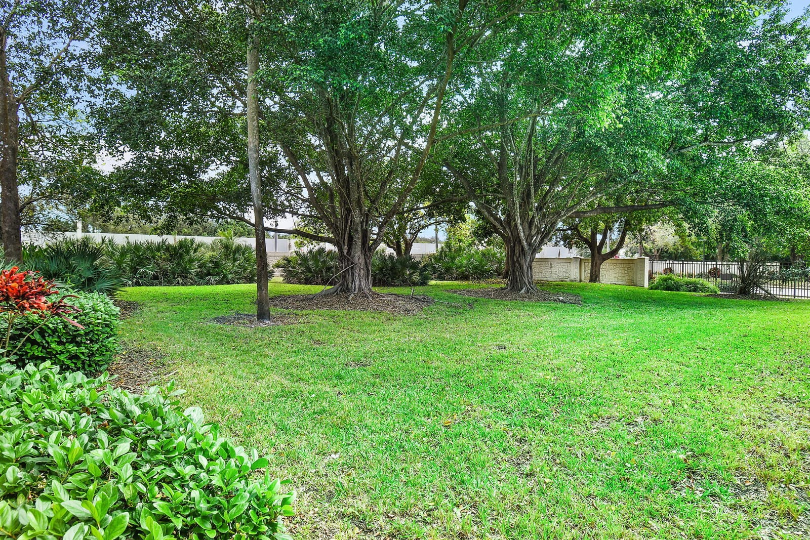 31 SW South River Dr. Drive 106 — photo 4