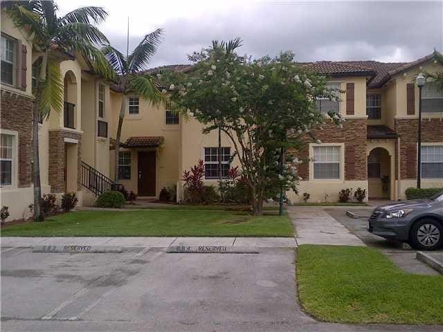 1555 NE 33 Road 104, Homestead, FL 33033