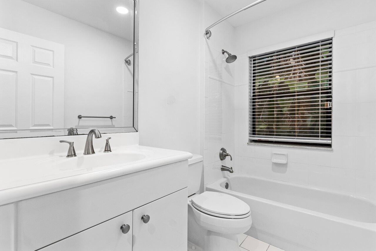 11080 Via Savona, Boynton Beach, FL 33437 photo 17