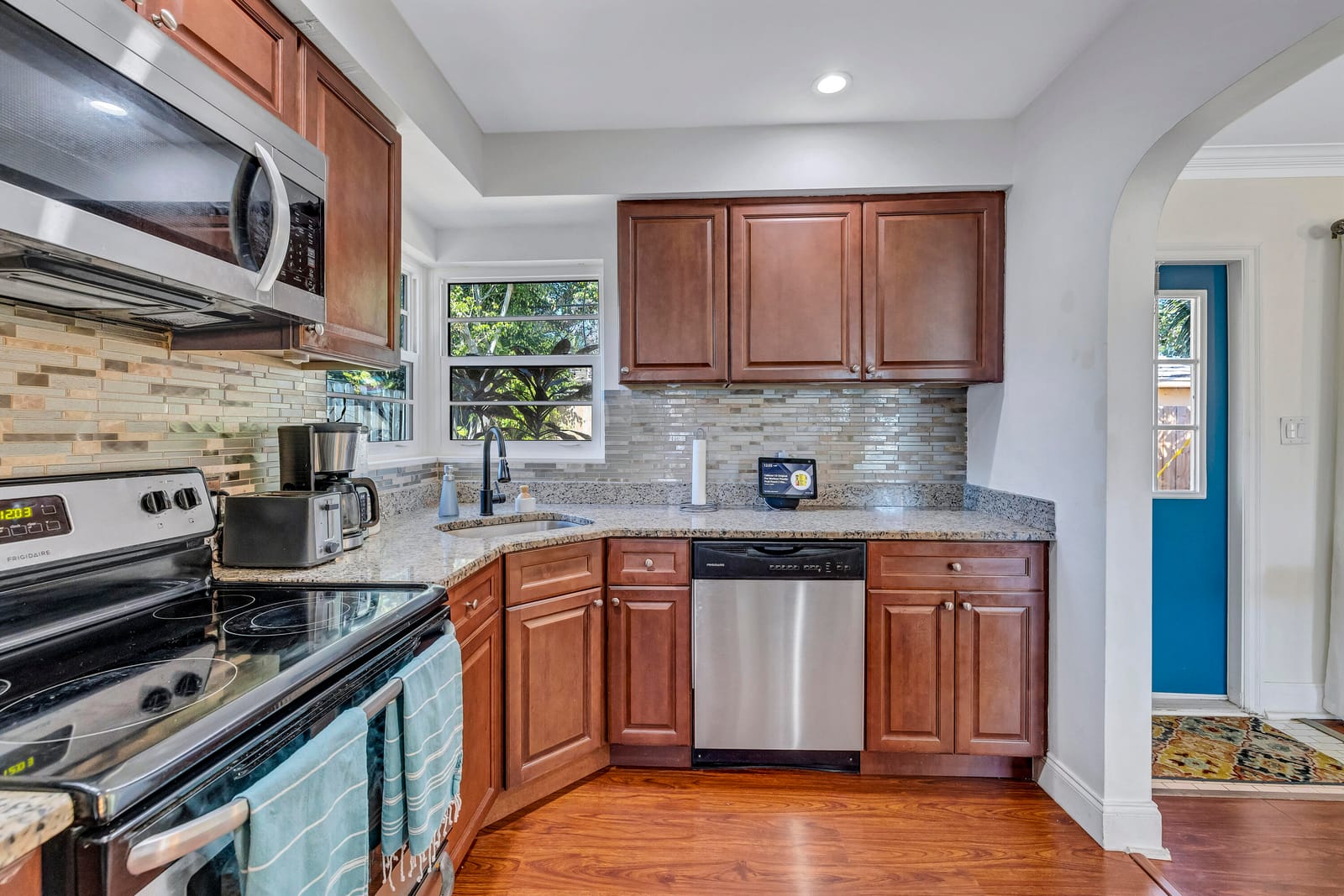 334 Wellesley Drive, Lake Worth Beach, FL 33460 photo 13