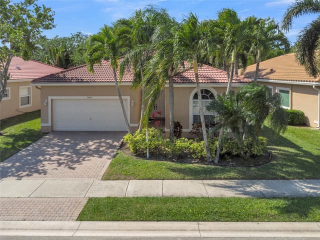 11630 NW 48 Street, sold in Wyndham Lakes East, Coral Springs, FL