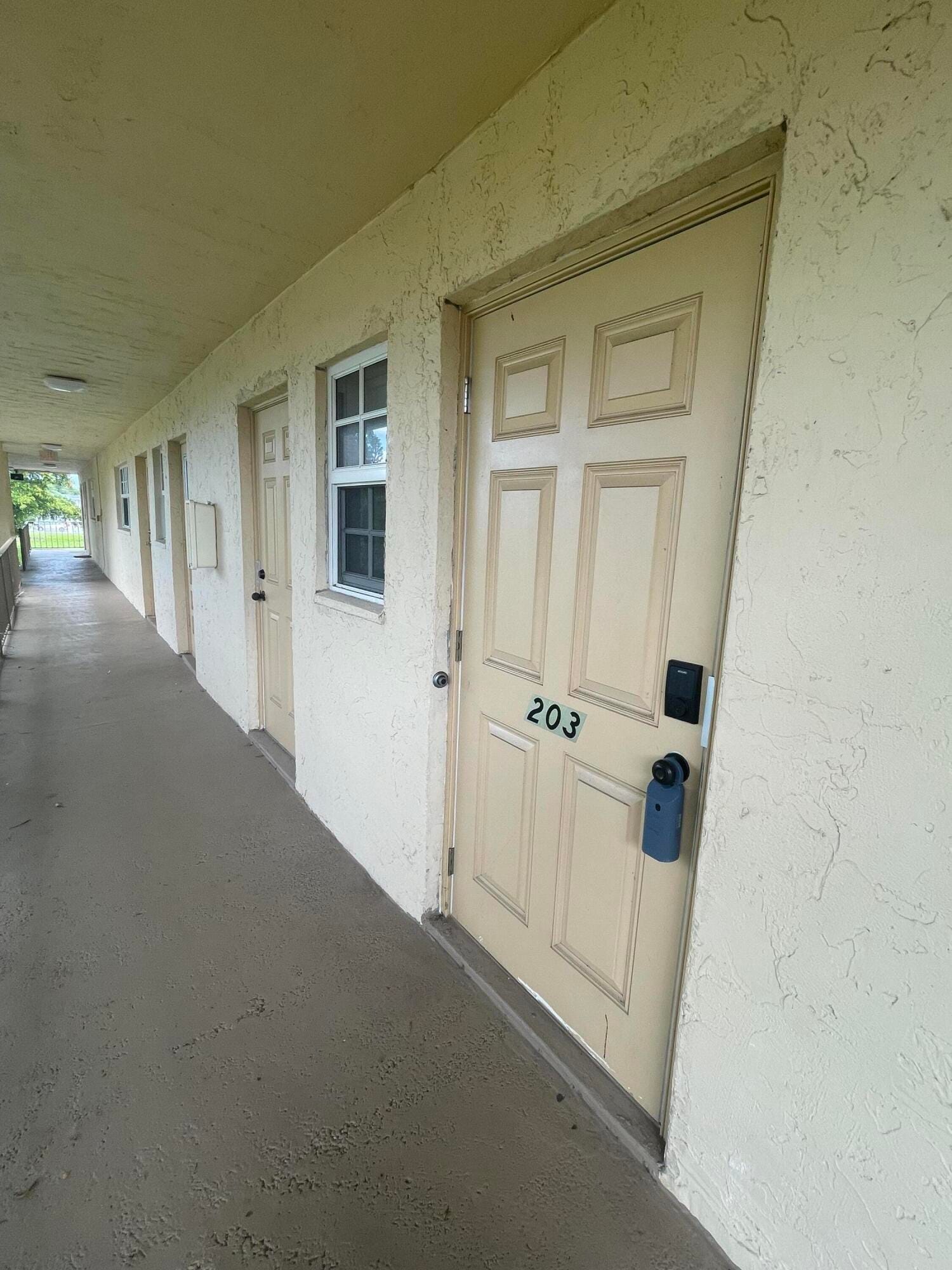 1600 Dover Road 203b, Delray Beach, FL 33445 photo 2