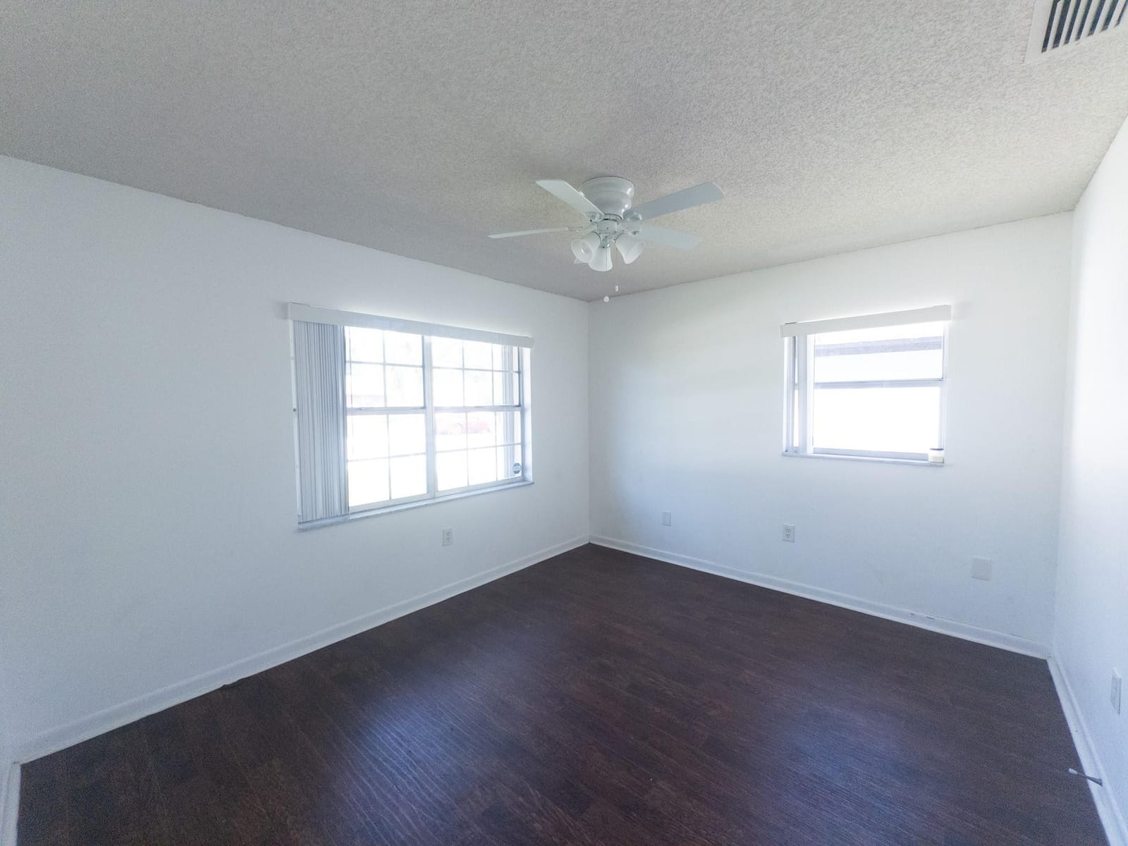 3205 Hibiscus — photo 11