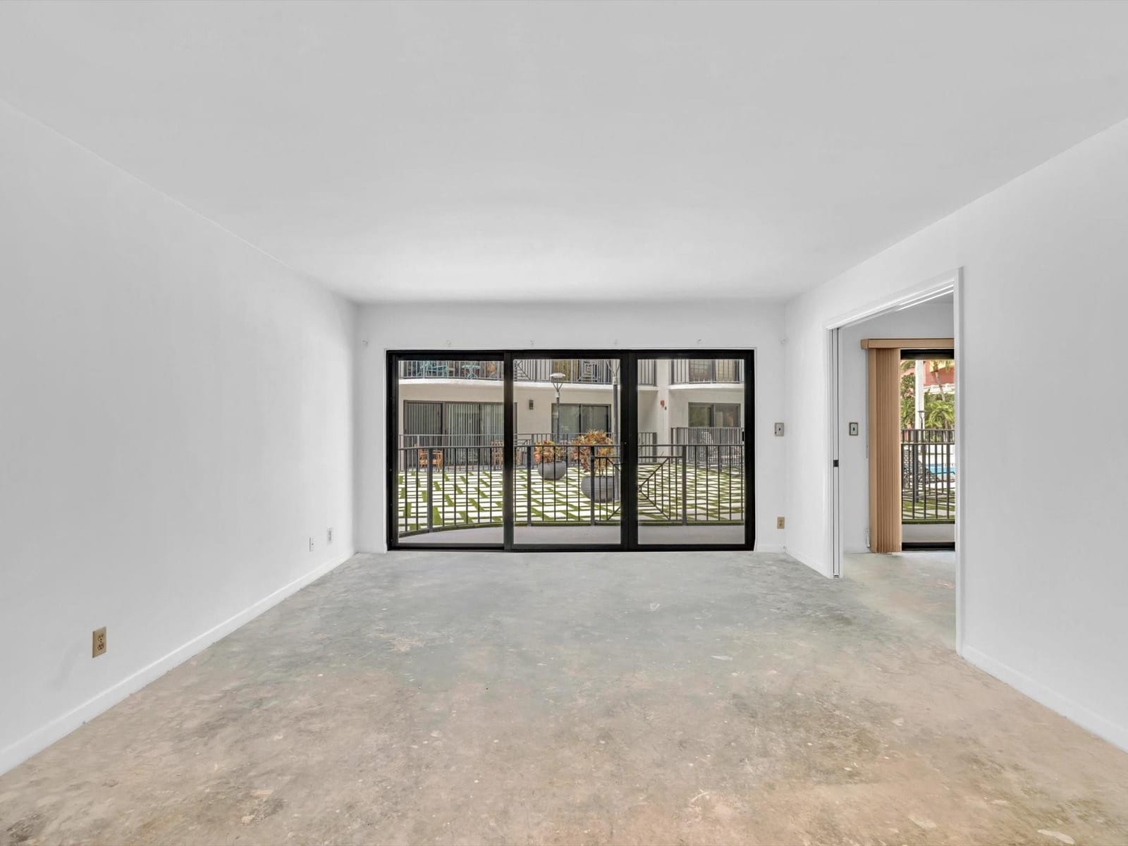 2029 N Ocean Boulevard 102, Fort Lauderdale, FL 33305 photo 17