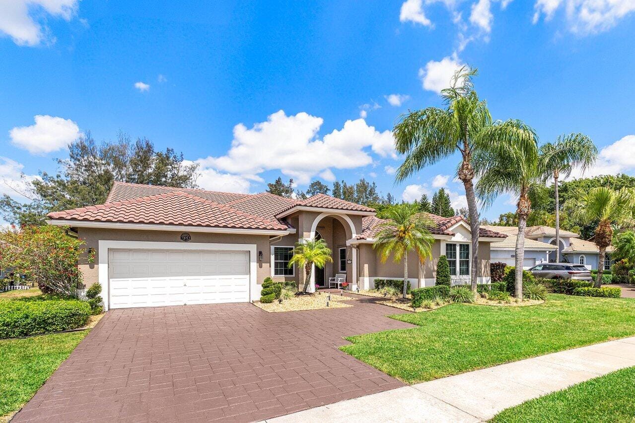 7892 Dorchester Road, Boynton Beach, FL 33472