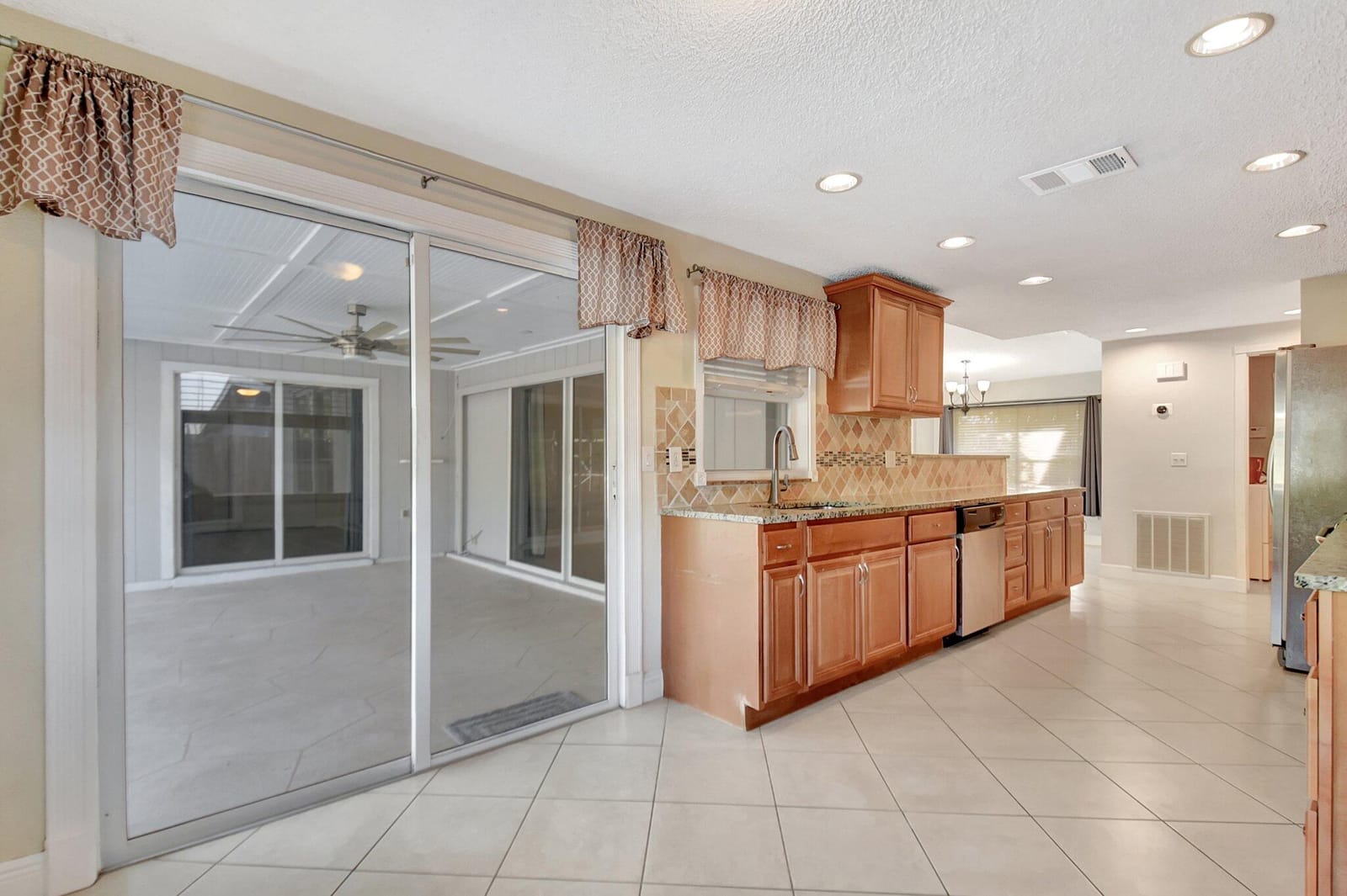 8437 Mildred Drive W, Boynton Beach, FL 33472 photo 17