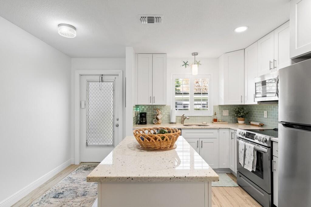2950 SE Ocean Boulevard 11-2, Stuart, FL 34996 photo 3