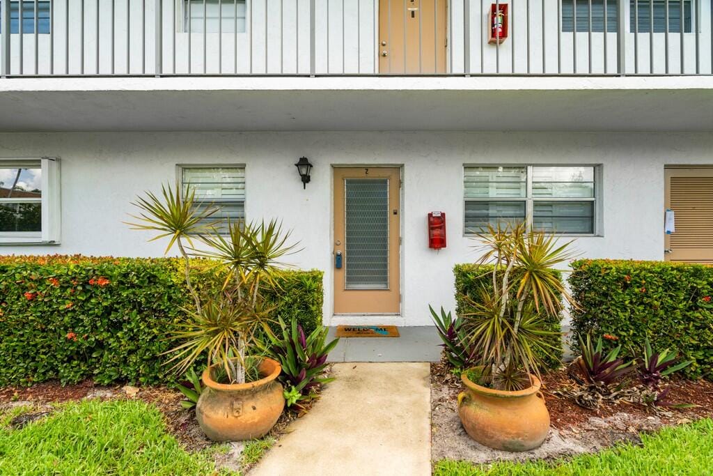 2950 SE Ocean Boulevard 11-2, Stuart, FL 34996 photo 6
