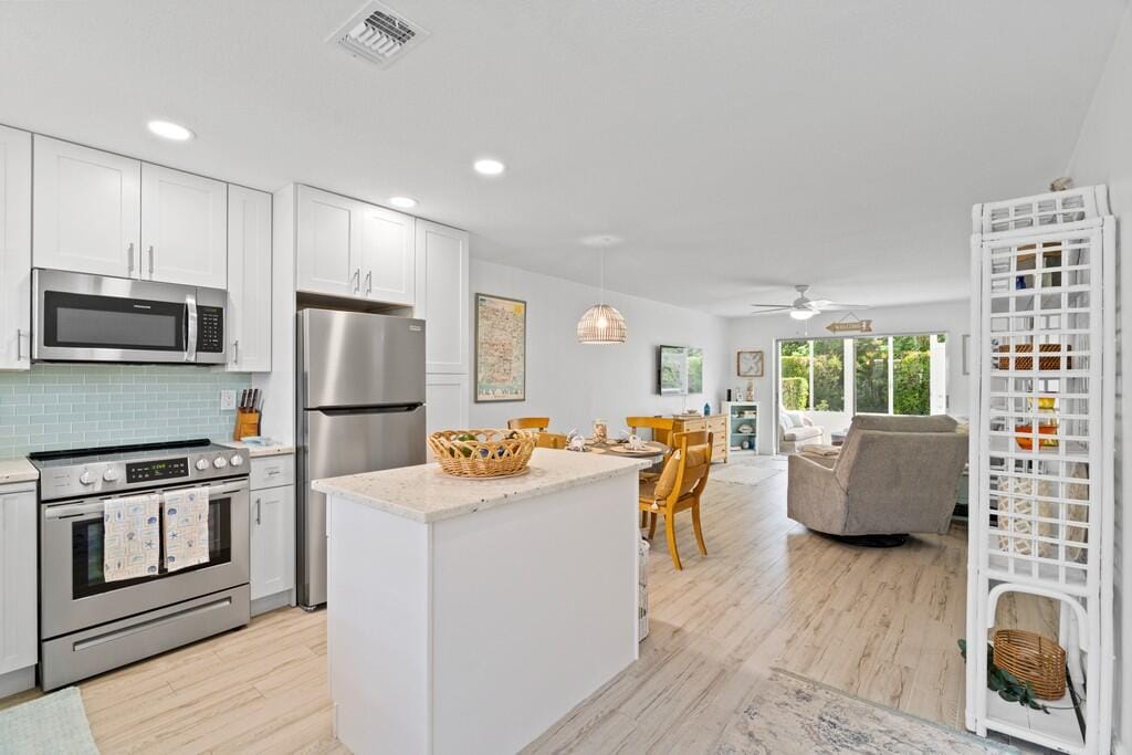 2950 SE Ocean Boulevard 11-2, Stuart, FL 34996 photo 7